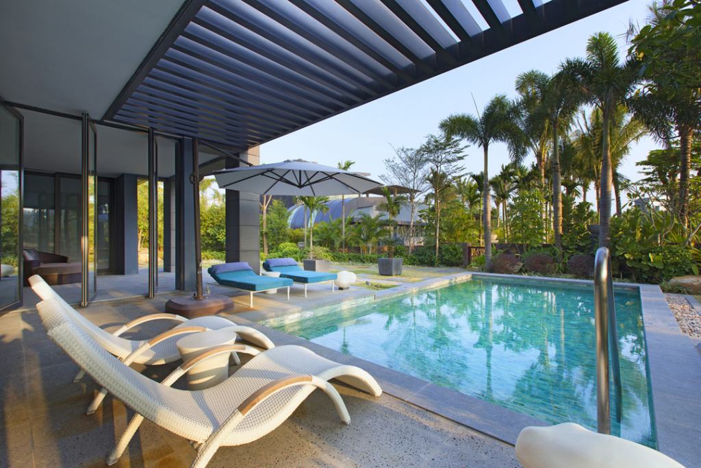 wes3682gr-147448-Luxury Villa - Garden Private Pool-High.jpg