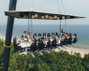 Dinner in the sky