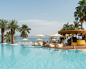 Casa Corona beach club