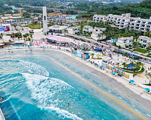 Riyue Bay Surf Resort