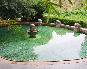 Seven Fairy Yaochi Wild Creek Hot Spring 