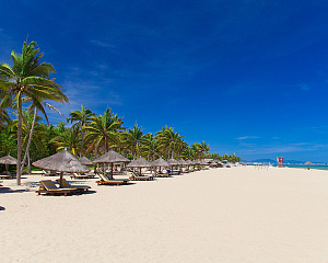 Yalong bay (Yalong wan)