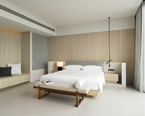 Riyue Bay Surf Resort