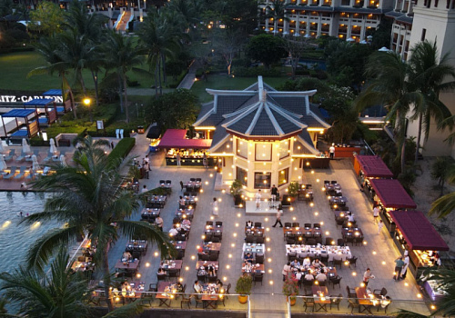 Эксклюзив от The Ritz-Carlton  - ужин в подарок!